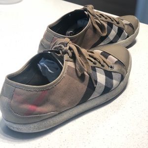 Burberry Sneakers